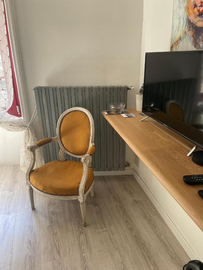 La Mascotte Bed & Breakfast Largentière Екстериор снимка